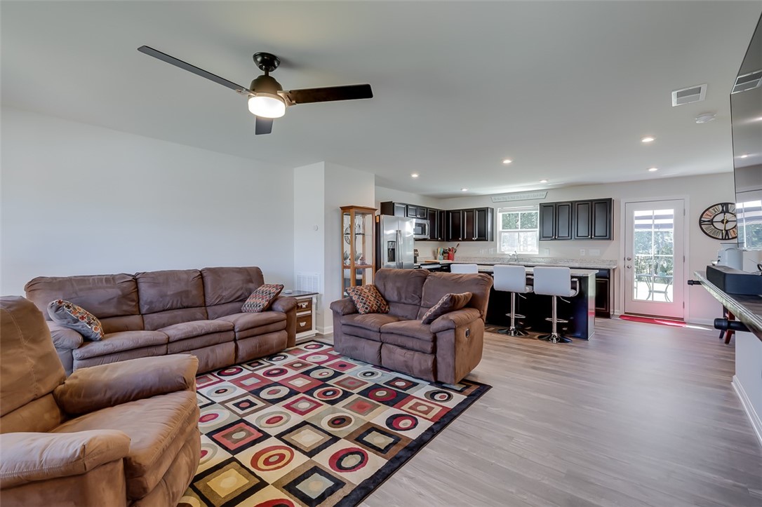 104 Queens Mill Court Pendleton, SC 29670 - Photo 4 of 43 Gallery Image 4