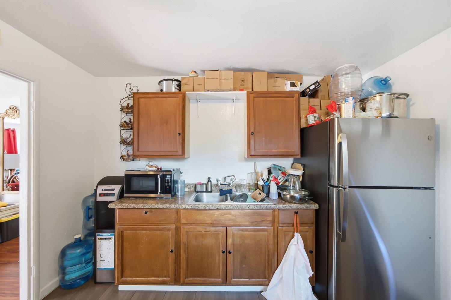 10 West Swain Road Stockton, CA 95207 - Photo 40 of 66 Gallery Image 40