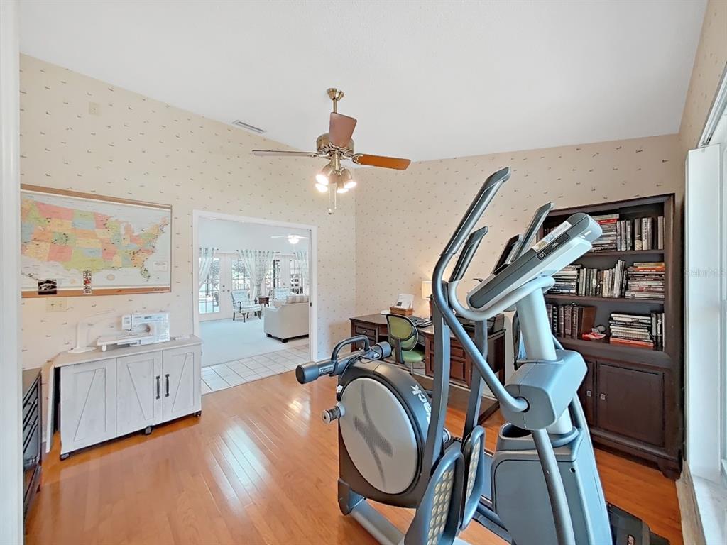 305 Running Horse Road Seffner, FL 33584 - Photo 19 of 55