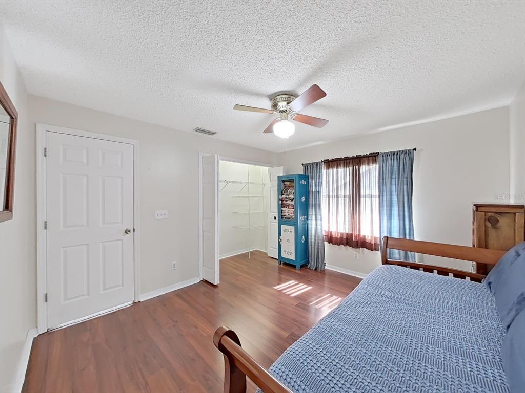 305 Running Horse Road Seffner, FL 33584 - Photo 31 of 55