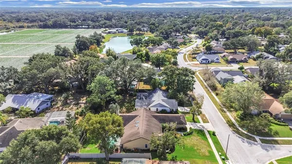 $549,900 | 305 Running Horse Road, Seffner, FL 33584