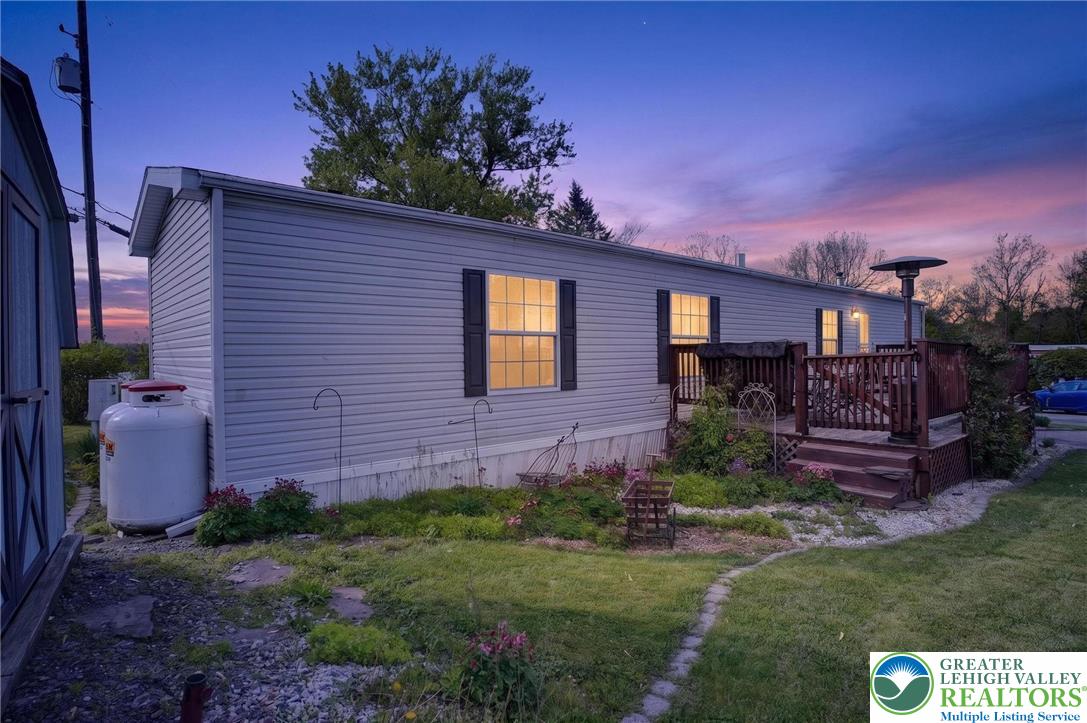 39 Country Club Road West Northampton, PA 18067 - Photo 1 of 27 Gallery Image 1