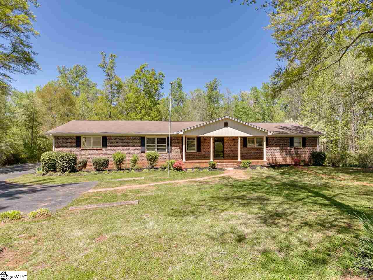 111 State Rd S-42-4428 Inman, SC 29349 - Photo 2 of 35