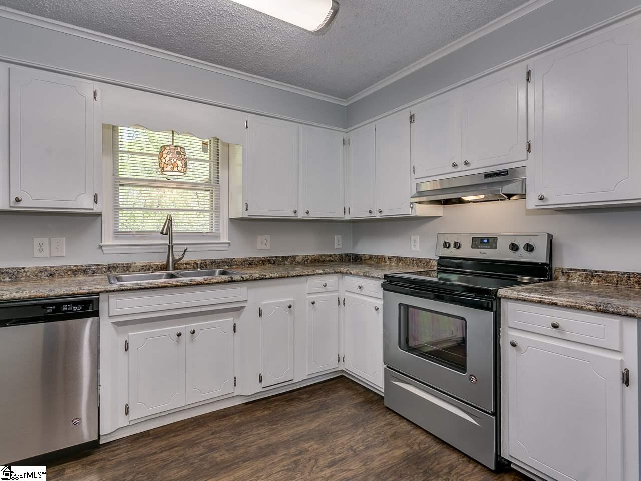 111 State Rd S-42-4428 Inman, SC 29349 - Photo 11 of 35