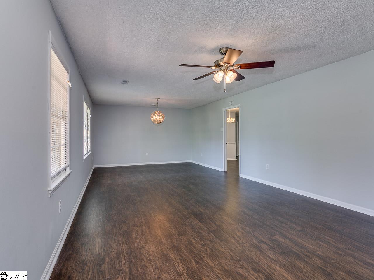 111 State Rd S-42-4428 Inman, SC 29349 - Photo 6 of 35