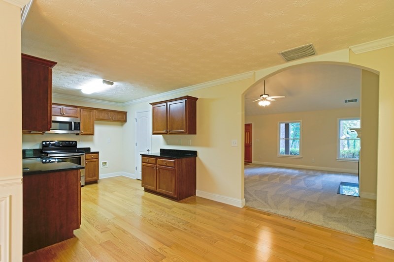 1180 Yacht Club Road Hartwell, GA 30643 - Photo 14 of 35 Gallery Image 14