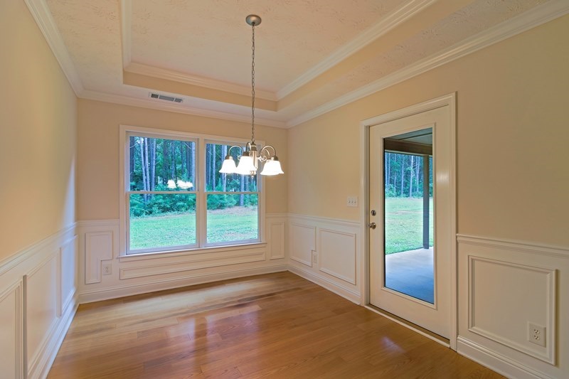 1180 Yacht Club Road Hartwell, GA 30643 - Photo 17 of 35 Gallery Image 17