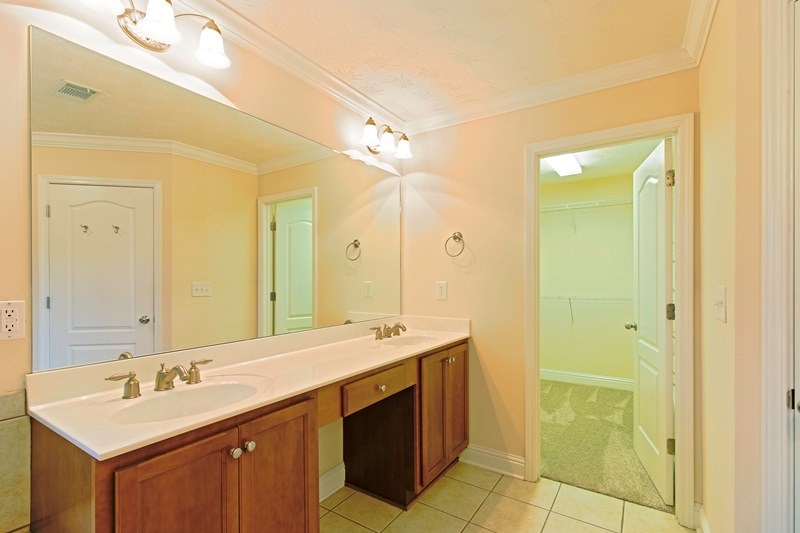 1180 Yacht Club Road Hartwell, GA 30643 - Photo 23 of 35 Gallery Image 23