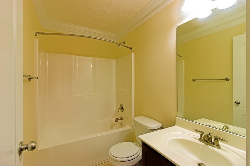 1180 Yacht Club Road Hartwell, GA 30643 - Photo 29 of 35 Gallery Image 29