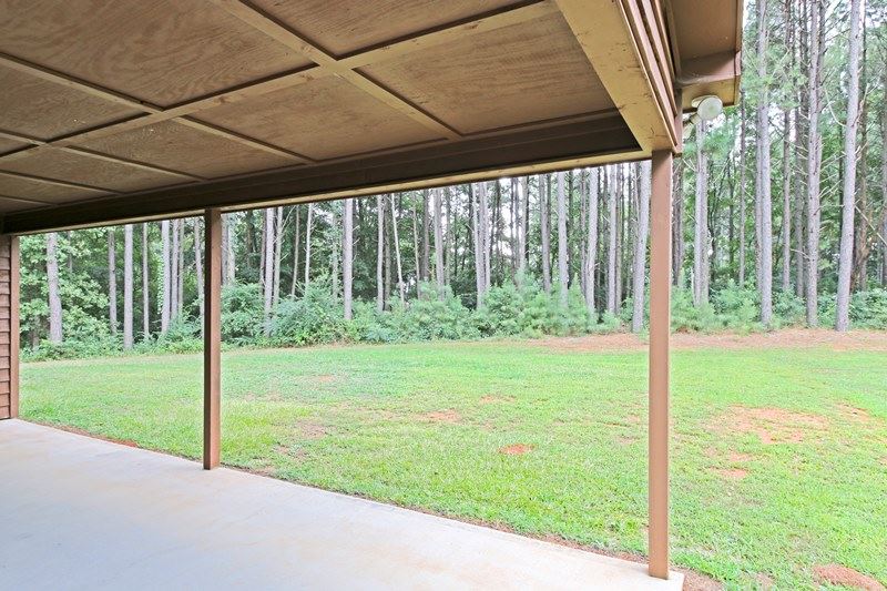 1180 Yacht Club Road Hartwell, GA 30643 - Photo 33 of 35 Gallery Image 33