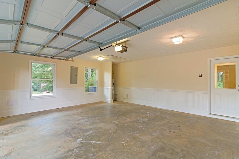 1180 Yacht Club Road Hartwell, GA 30643 - Photo 34 of 35 Gallery Image 34