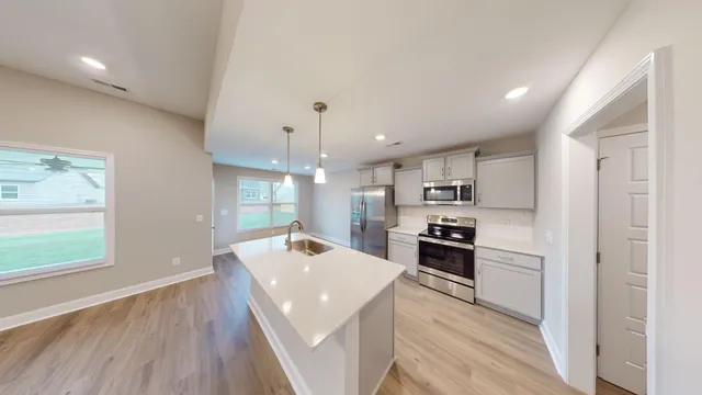 $1,695 | 2115 Ireland Way, Clarksville, TN 37042