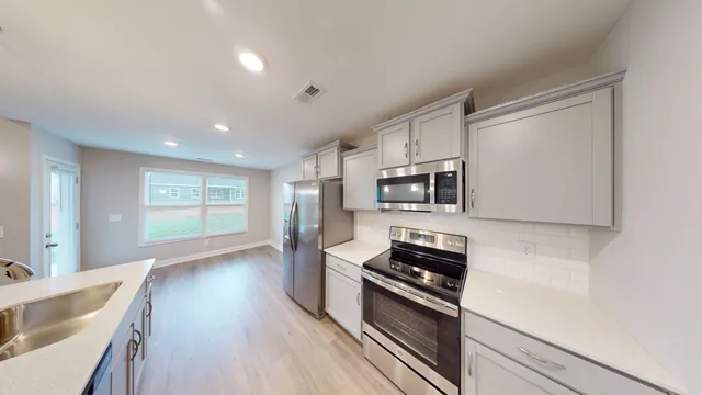 $1,695 | 2115 Ireland Way, Clarksville, TN 37042