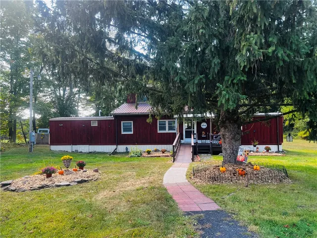 $160,900 | 4241 County Road 4, Burdett, NY 14818
