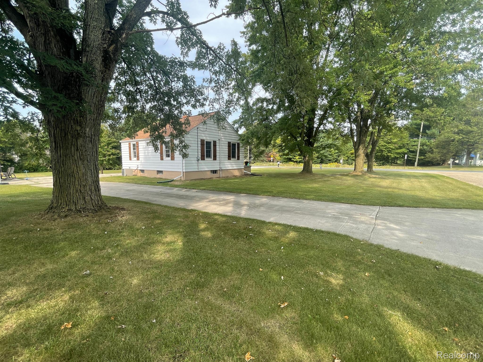 9480 Willow Road Willis, MI 48191 - Photo 14 of 36 Gallery Image 14