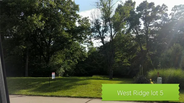 $56,500 | 794 Grafton Hills Drive, Grafton, IL 62037