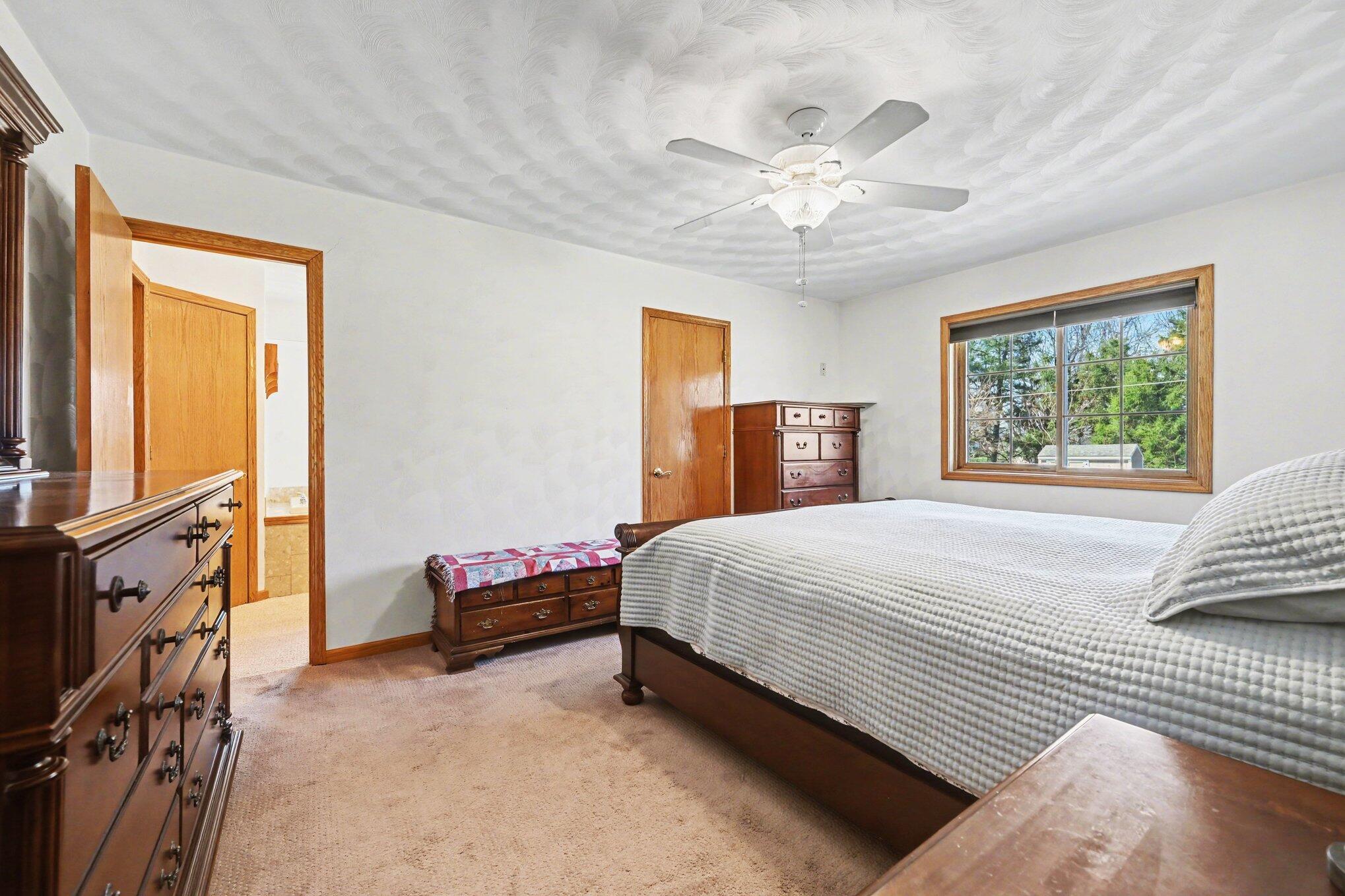 53126 Ridgeview Circle Paw Paw, MI 49079 - Photo 14 of 38 015_file_5847