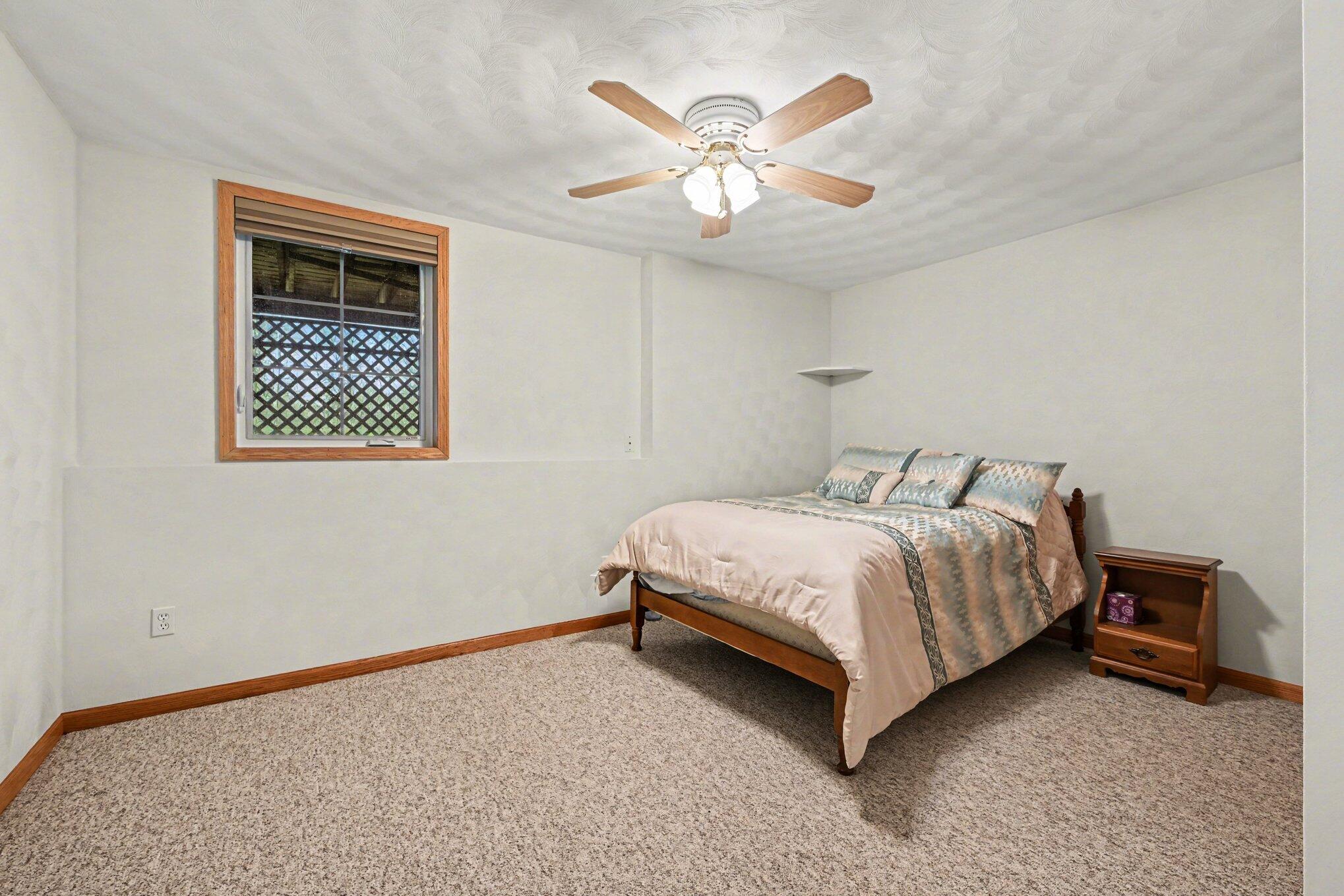 53126 Ridgeview Circle Paw Paw, MI 49079 - Photo 16 of 38 017_file_4213