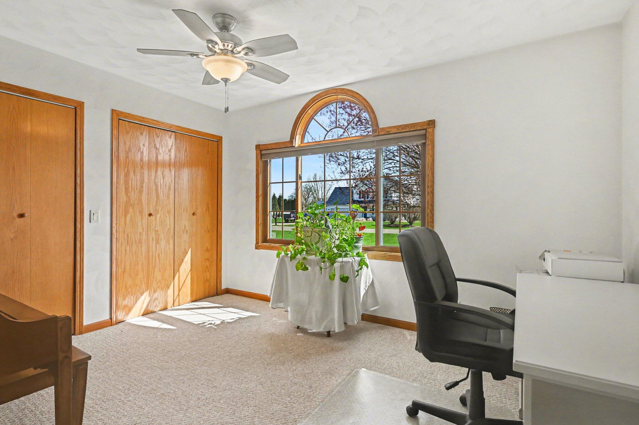 53126 Ridgeview Circle Paw Paw, MI 49079 - Photo 18 of 38 019_file_5216