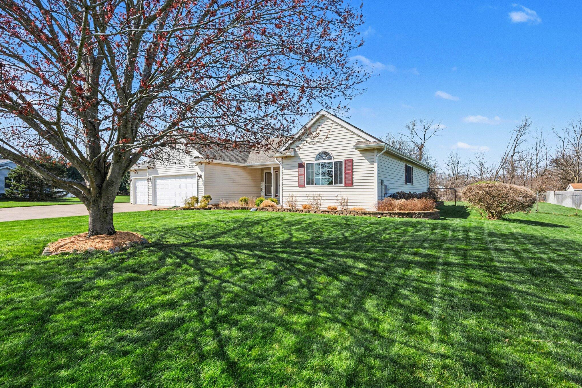 53126 Ridgeview Circle Paw Paw, MI 49079 - Photo 31 of 38 003_file_1542