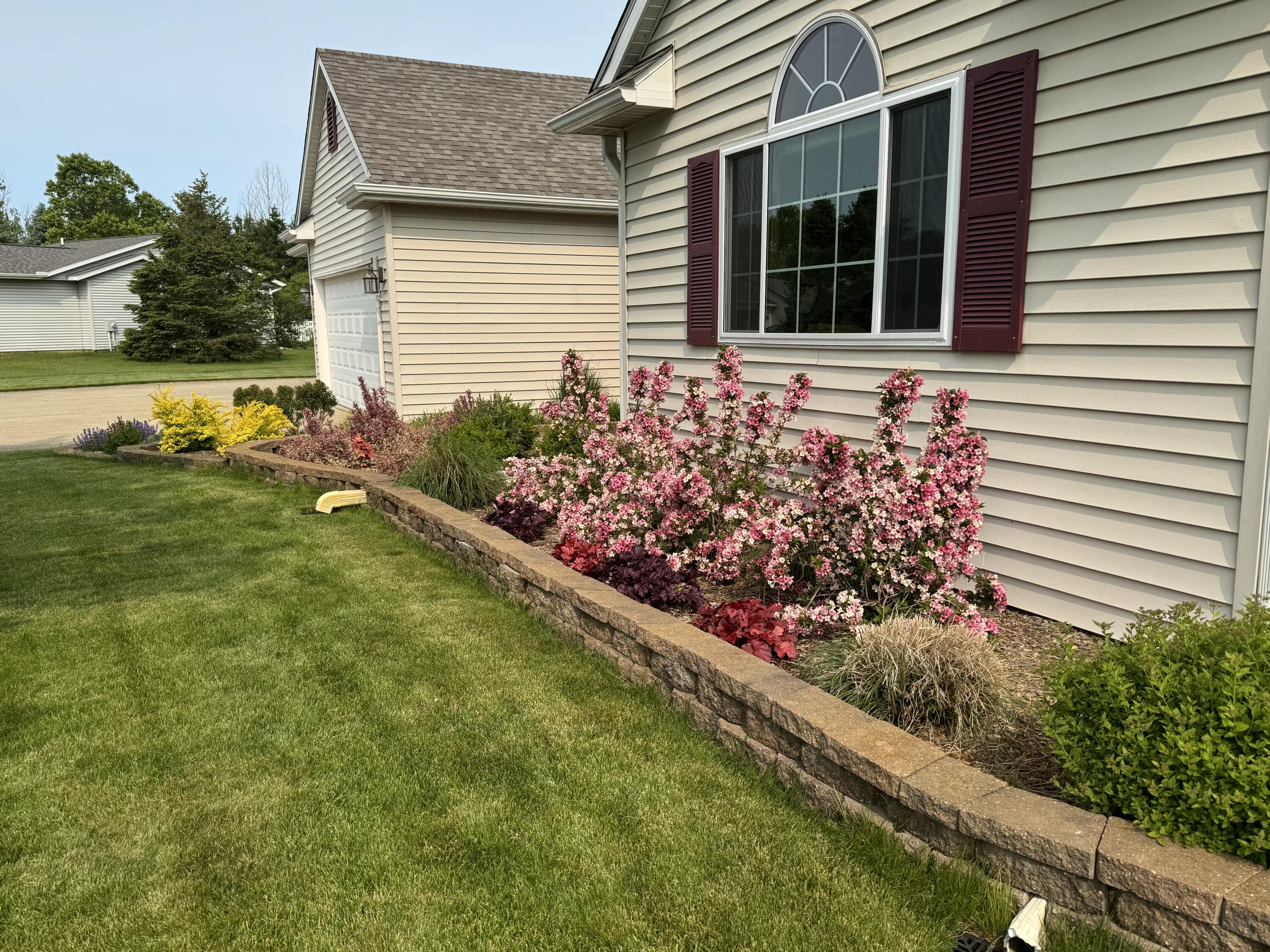 53126 Ridgeview Circle Paw Paw, MI 49079 - Photo 32 of 38 IMG_2554