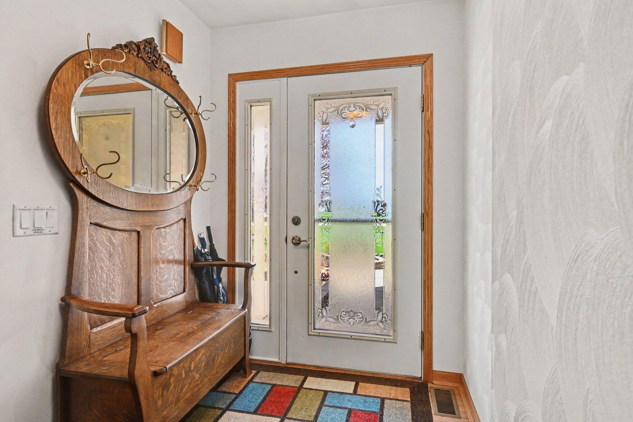 53126 Ridgeview Circle Paw Paw, MI 49079 - Photo 5 of 38 006_file_2867