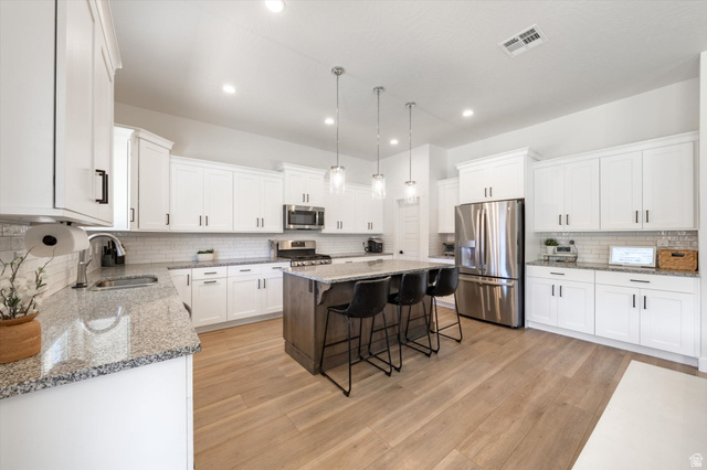 4024 Cerro Way St. George, UT 84790 - Photo 9 of 58
