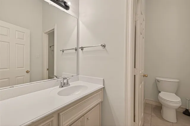 $2,600 | 2007 Baycliff Court, Pearland, TX 77584