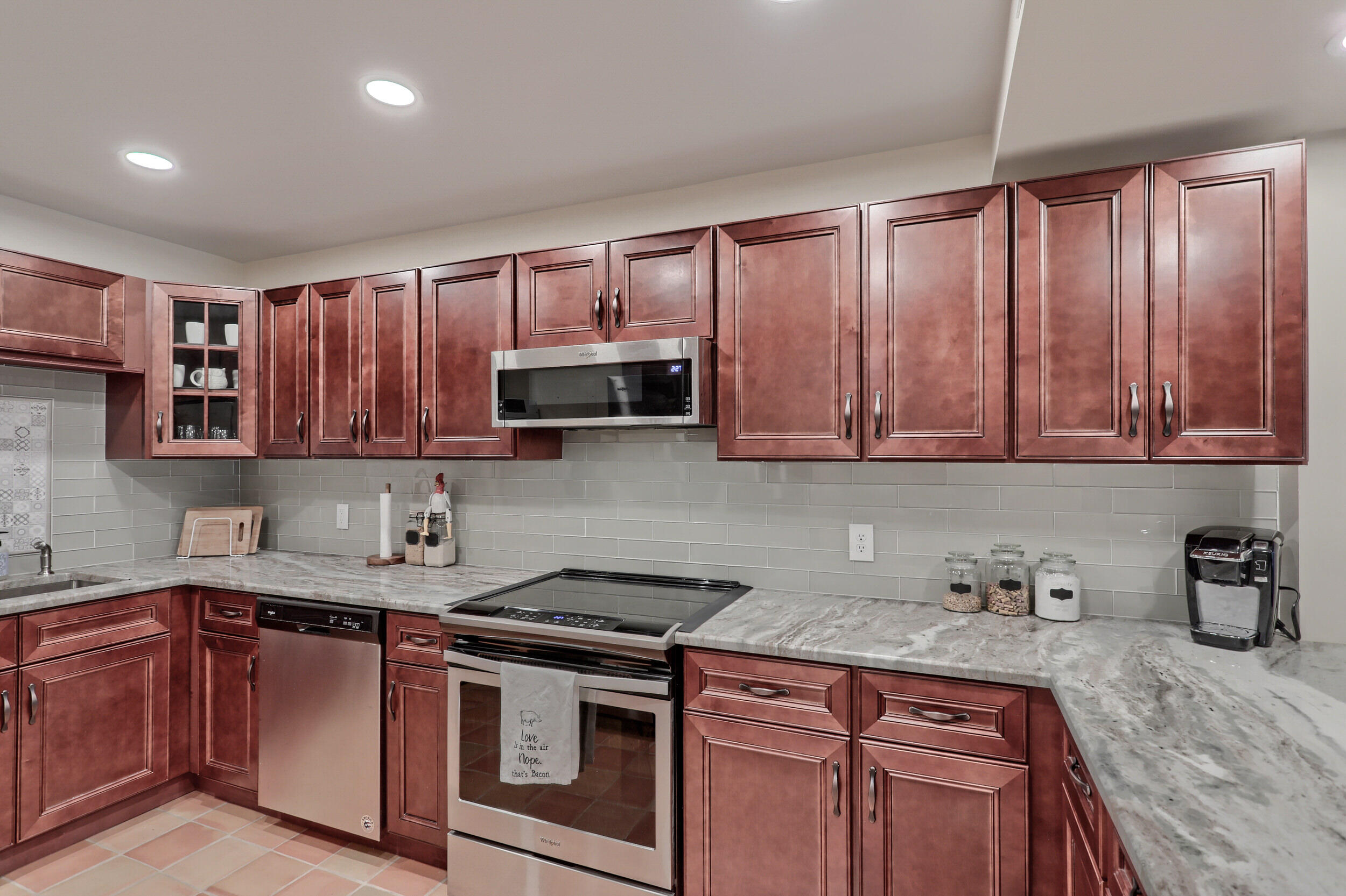 398 Golfview Road, Unit H North Palm Beach, FL 33408 - Photo 26 of 91 25_320a5906-hdr(7)