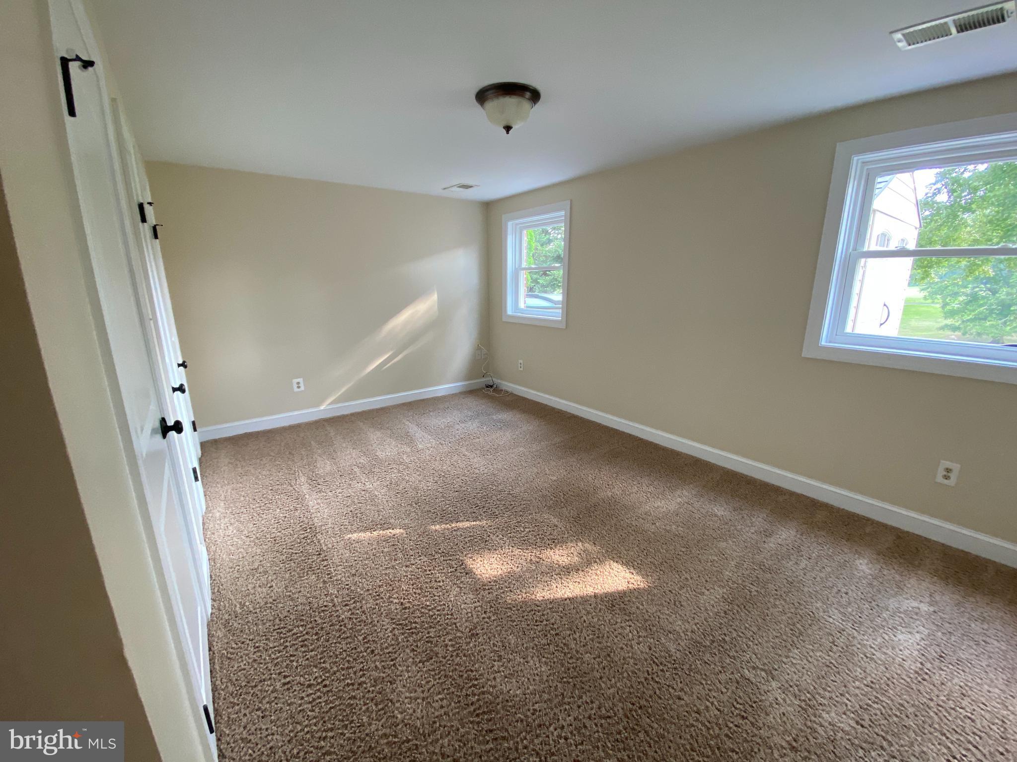 6414 Bardu Avenue Springfield, VA 22152 - Photo 13 of 19