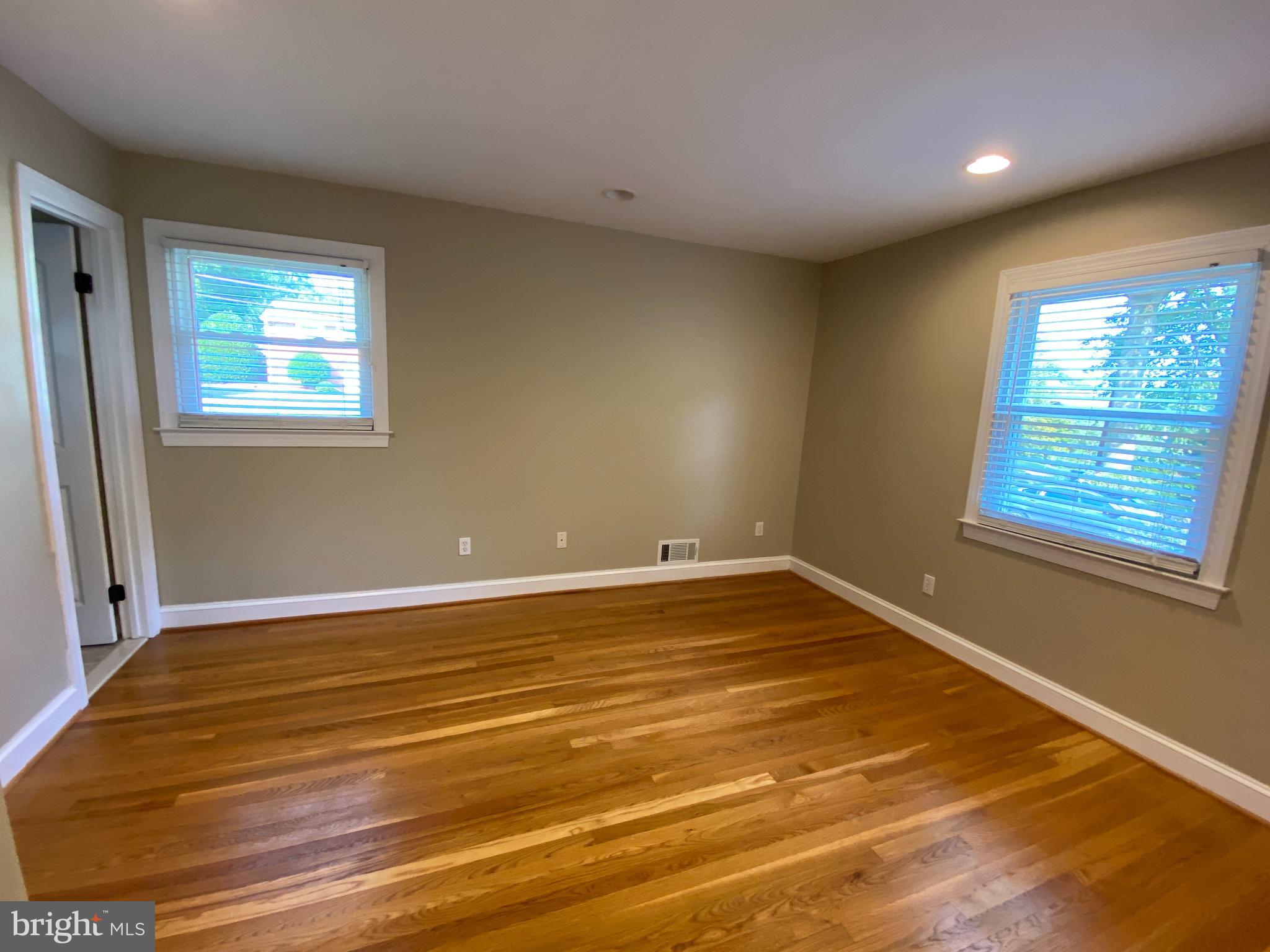 6414 Bardu Avenue Springfield, VA 22152 - Photo 6 of 19