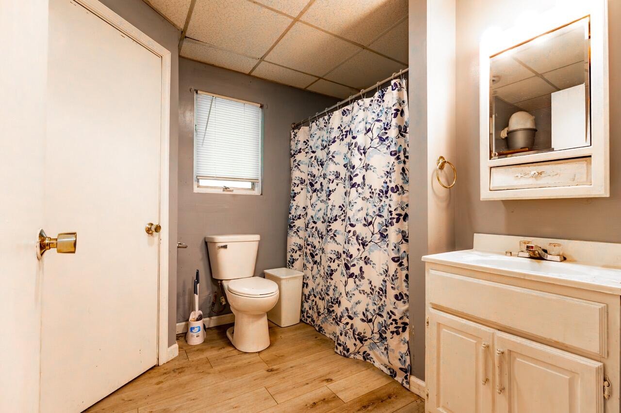 1063 Frontage Road Chesterton, IN 46304 - Photo 14 of 24 1280x853
