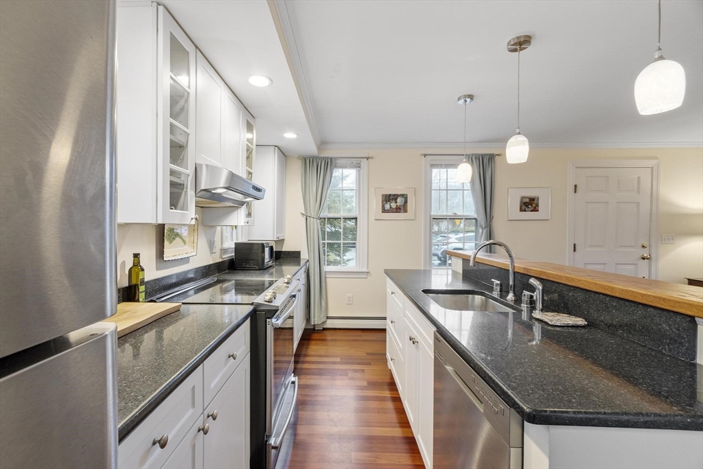 54 R Broadway, Unit 3 Rockport, MA 01966 - Photo 13 of 32