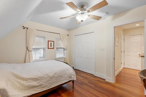 $2,800 | 54 R Broadway, Unit 3, Rockport, MA 01966