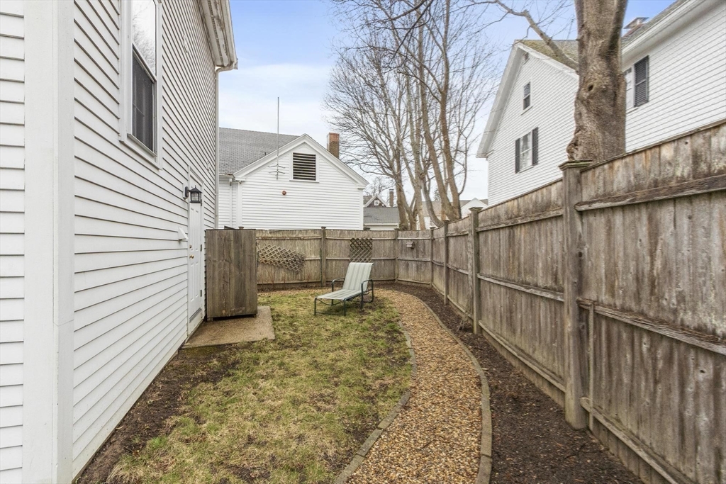 54 R Broadway, Unit 3 Rockport, MA 01966 - Photo 28 of 32