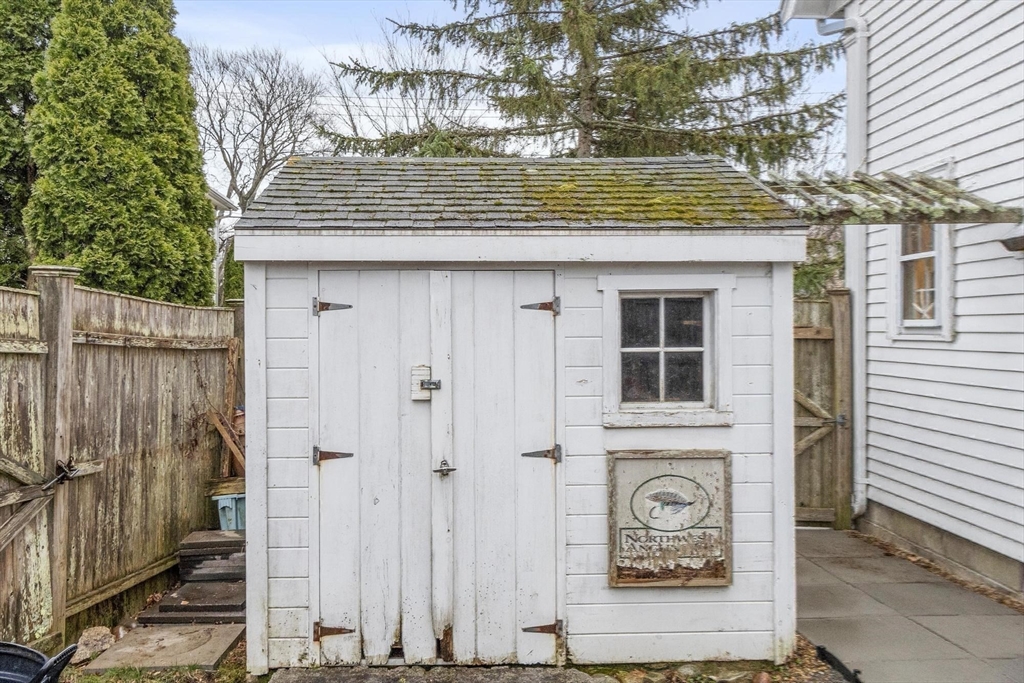 54 R Broadway, Unit 3 Rockport, MA 01966 - Photo 31 of 32