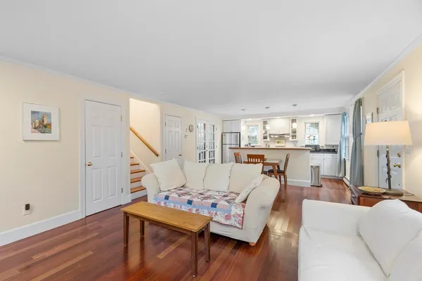 $2,800 | 54 R Broadway, Unit 3, Rockport, MA 01966