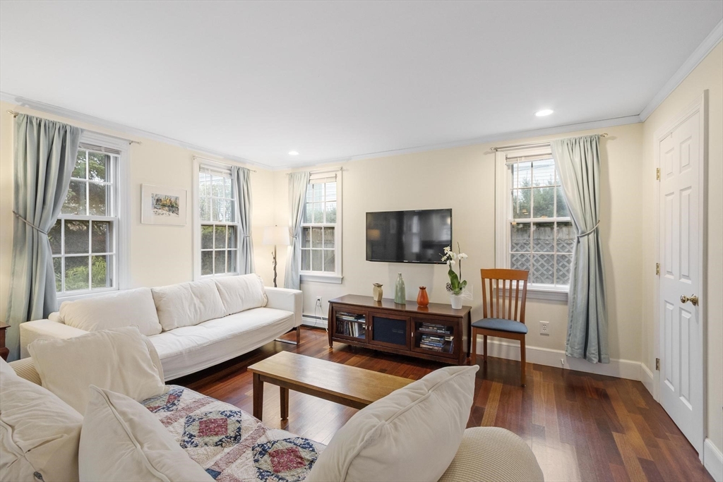 54 R Broadway, Unit 3 Rockport, MA 01966 - Photo 6 of 32