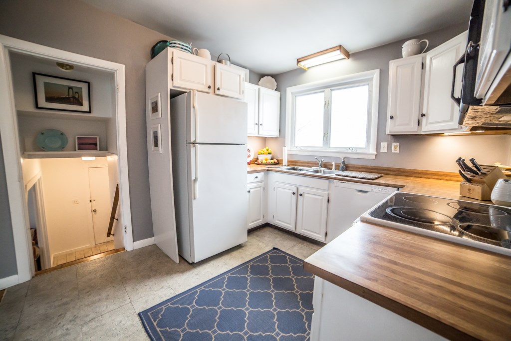 367 Mail Coach Road Portsmouth, RI 02871 - Photo 17 of 40