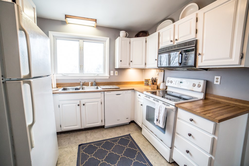 367 Mail Coach Road Portsmouth, RI 02871 - Photo 20 of 40
