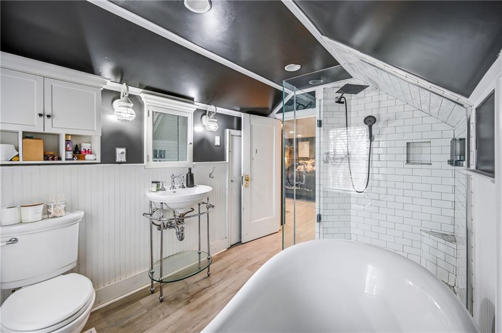 2411 Graceland Road New Castle, PA 16105 - Photo 26 of 50 a bathroom with a sink toilet and shower