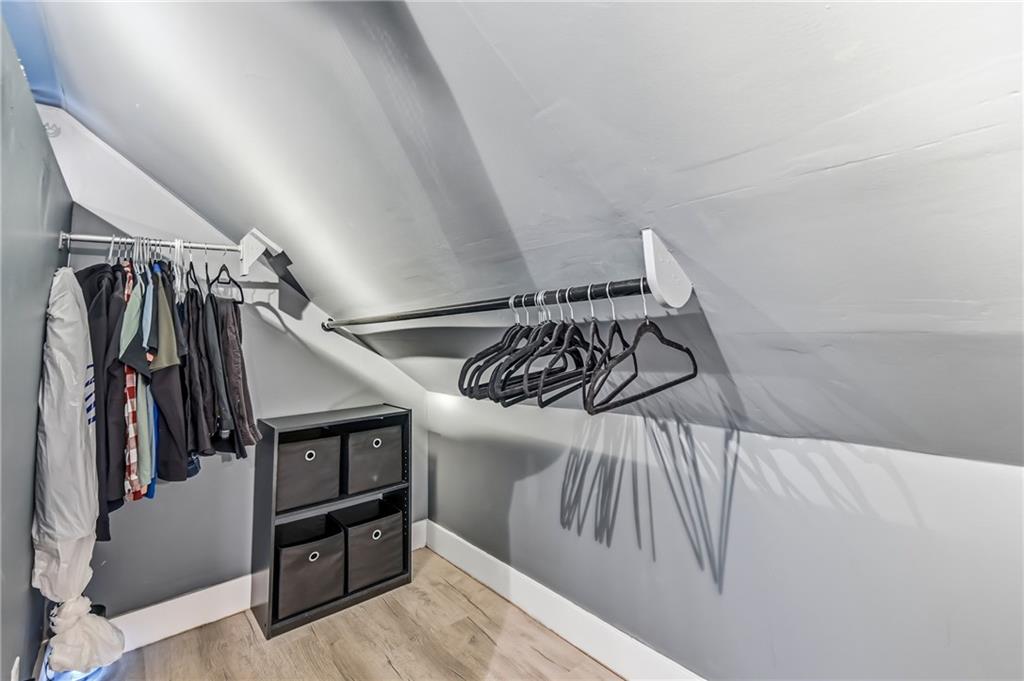 2411 Graceland Road New Castle, PA 16105 - Photo 31 of 50 a view of entryway