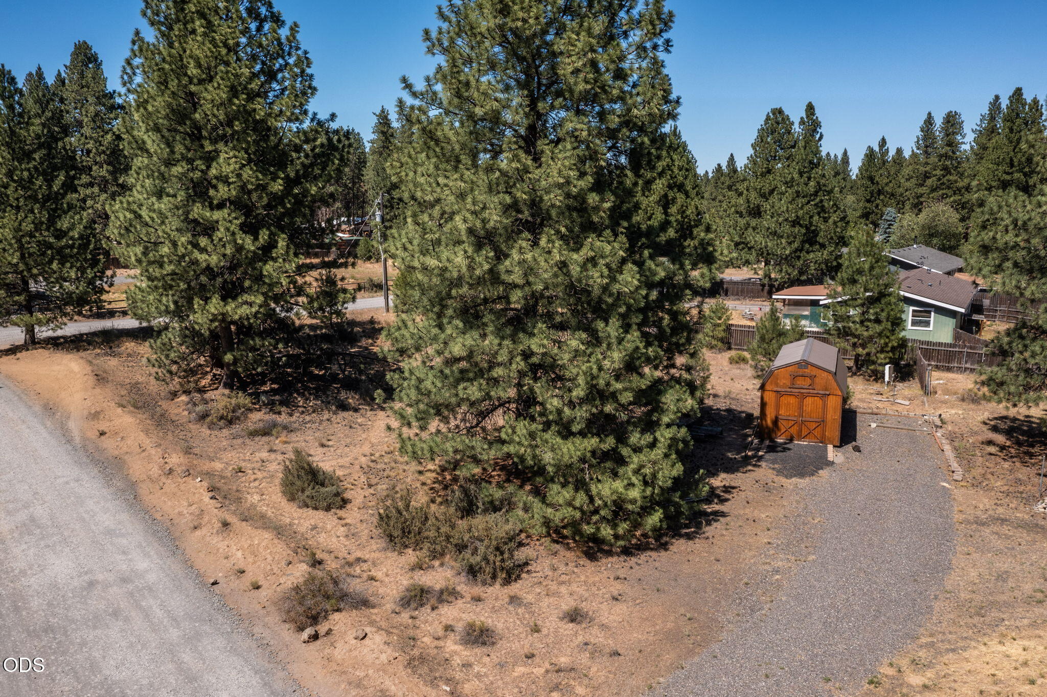 60180 Pawnee Road Bend, OR 97702 - Photo 31 of 53