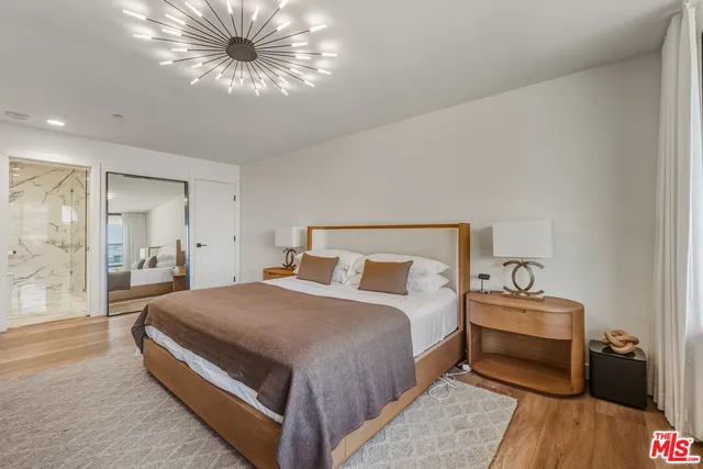 $764,999 | 121 South Hope Street, Unit 334, Los Angeles, CA 90012