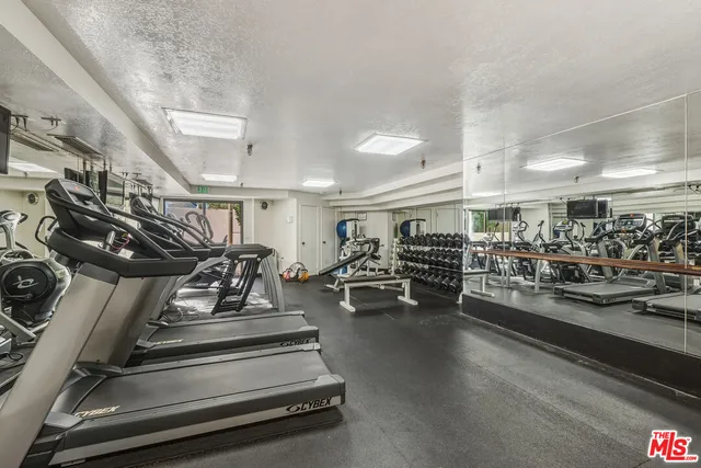 $764,999 | 121 South Hope Street, Unit 334, Los Angeles, CA 90012