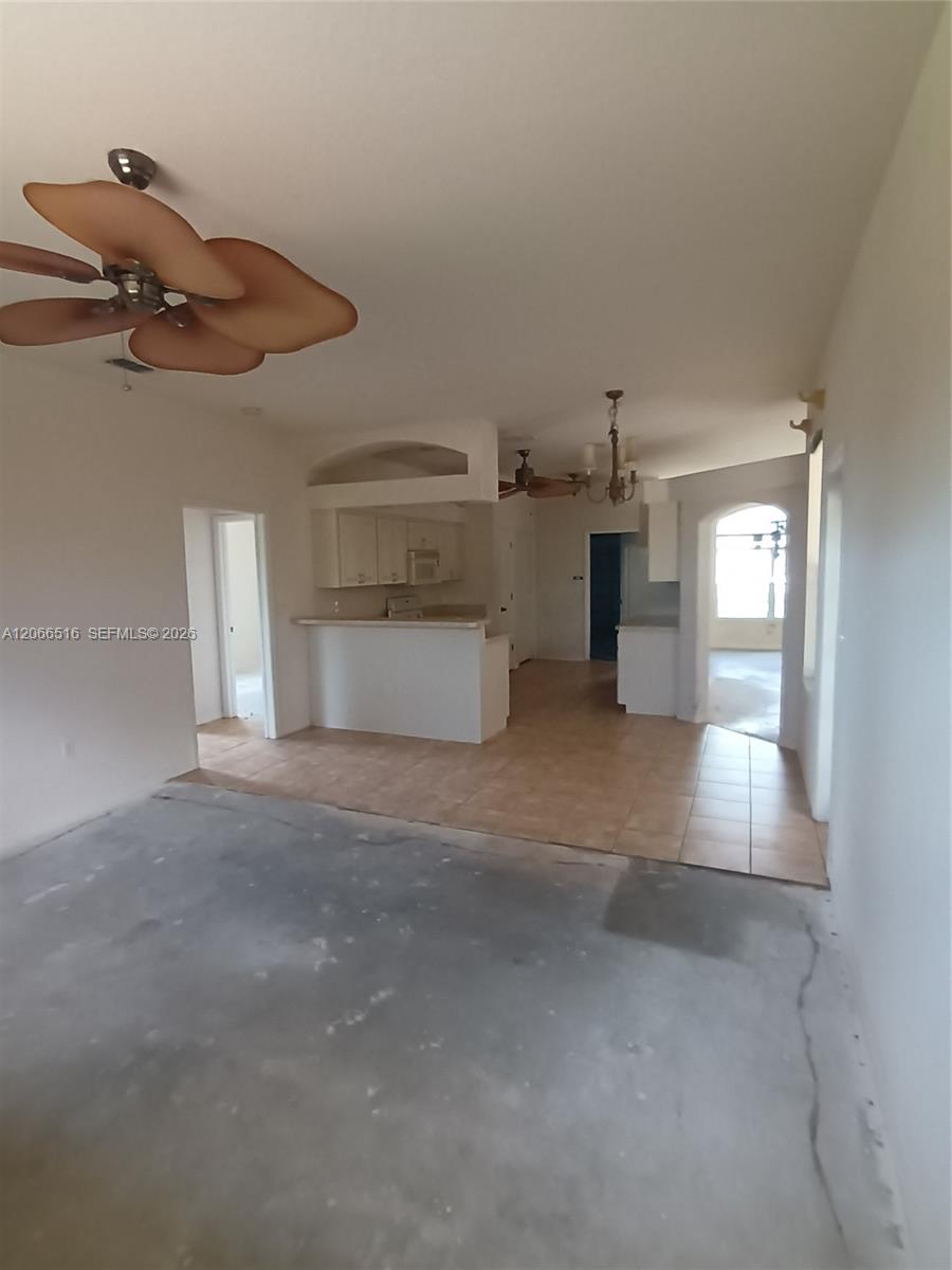 11270 Humber Road Brooksville, FL 34614 - Photo 3 of 14 Gallery Image 3