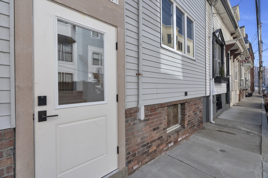 23 Haynes Street Boston, MA 02128 - Photo 9 of 12