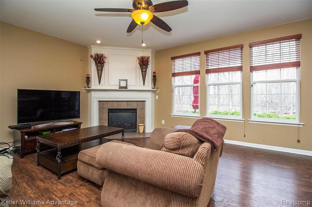 49692 Great Falls Road Canton, MI 48188 - Photo 3 of 38