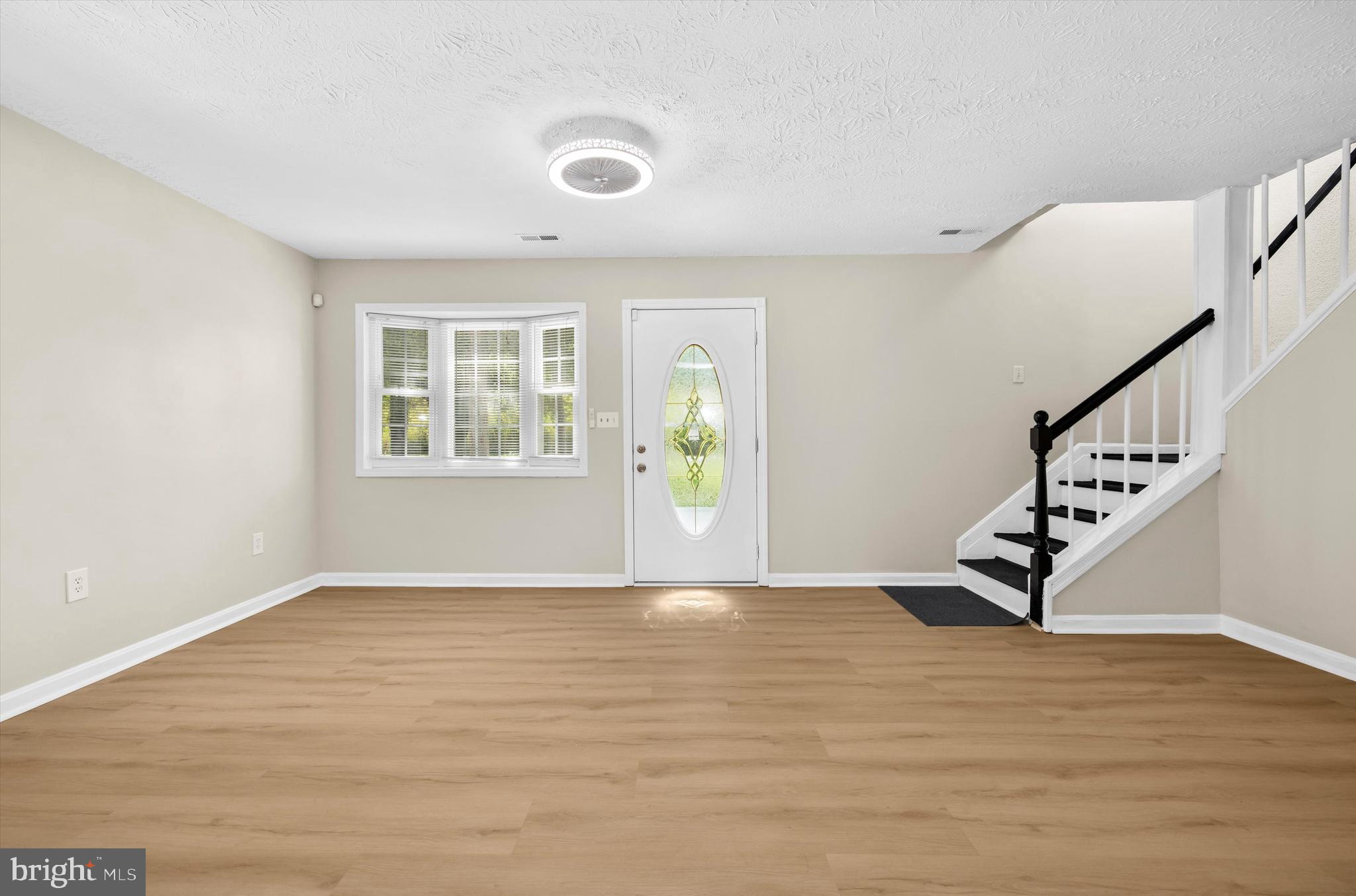 7820 Ridge Road Hanover, MD 21076 - Photo 9 of 61
