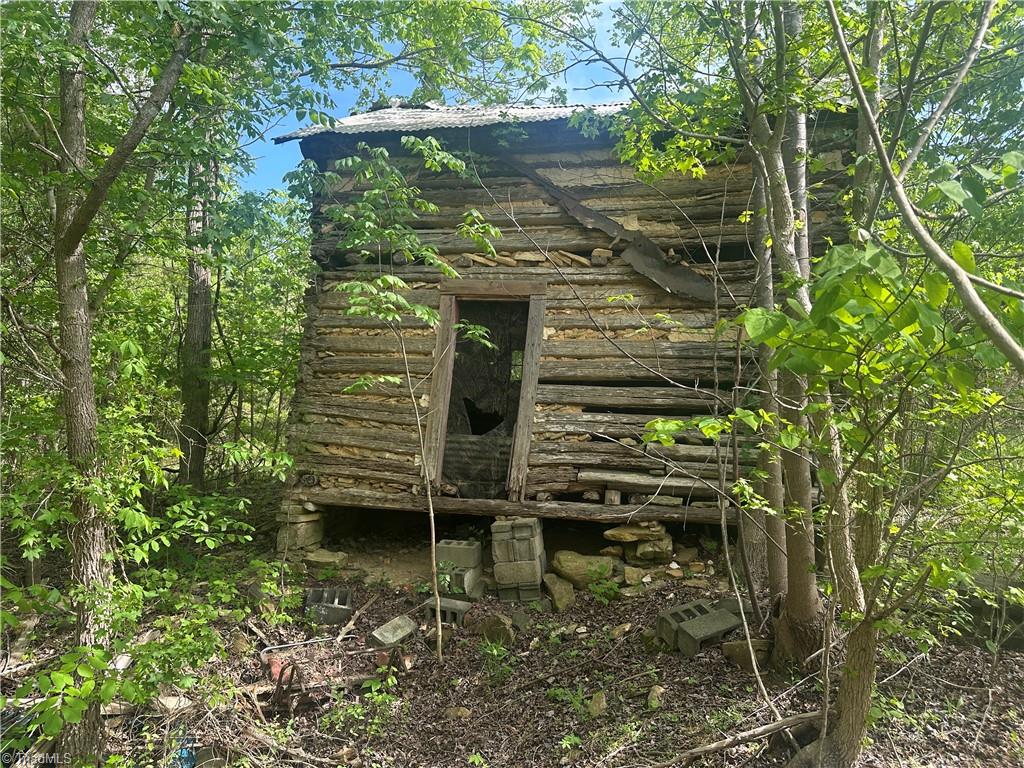 293 Preacher Road Reidsville, NC 27320 - Photo 5 of 8 Historic House